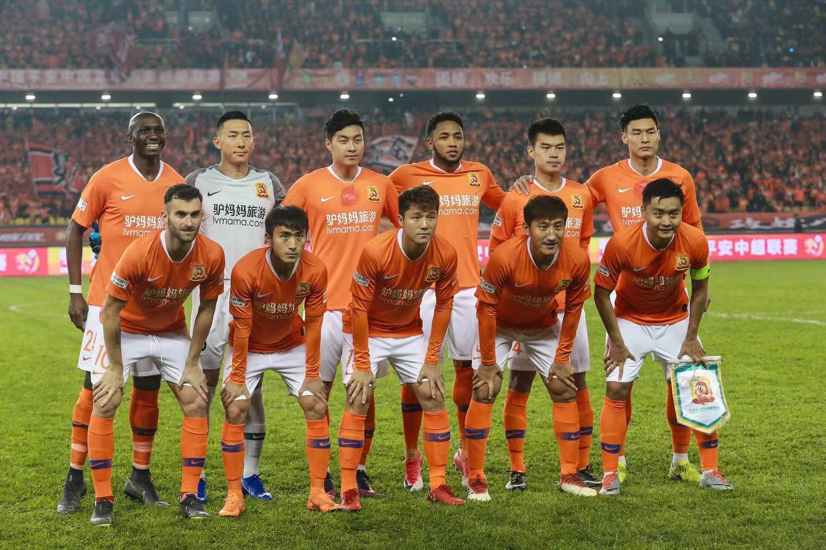 霍里：库里和欧文比帕克更强 这三人若在一队我留前两位不要帕克