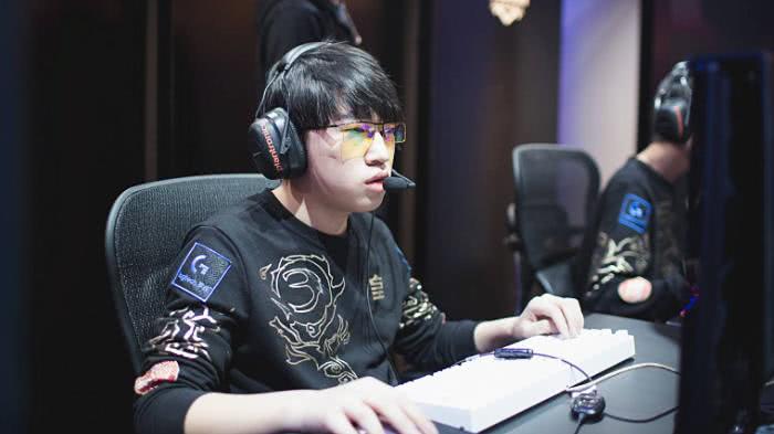 过去一些学 过去一些学