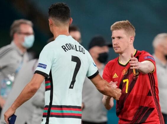 而是换一套 而是换一套